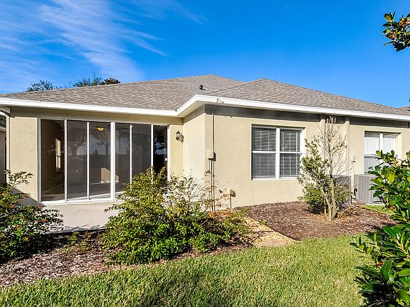 5th image of 6929 Surrey Hill Pl