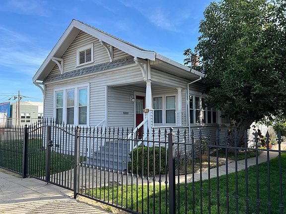 2nd image of 218 N School St