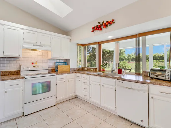 250 SE Grove Avenue, Port St Lucie, FL 34983