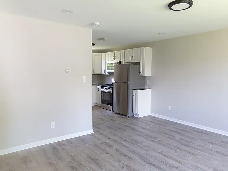 24 Commercial St #24 — Photo 7