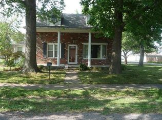 409 E 3rd North St, Mount Olive, IL