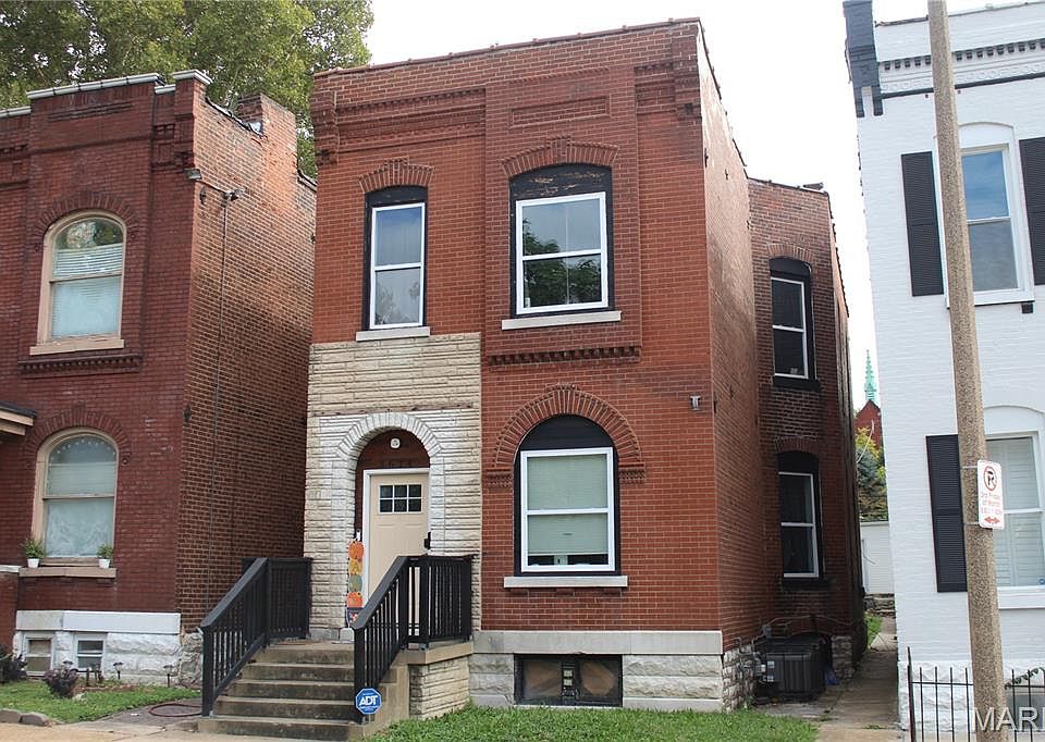 1st image of 3614 Iowa Ave