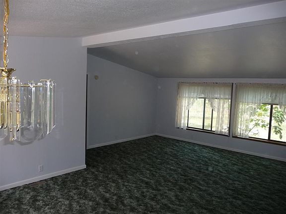 3rd image of 809 Valley Pines Dr