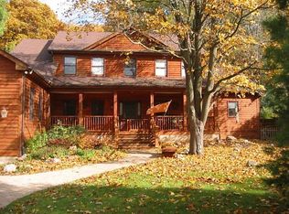 2S253 Madison St, Wheaton, IL 60189