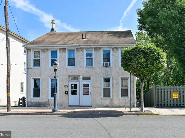 65 N Main St, Spring City, PA 19475