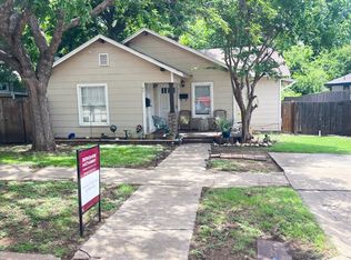 1801 Belle Pl, Fort Worth, TX 76107