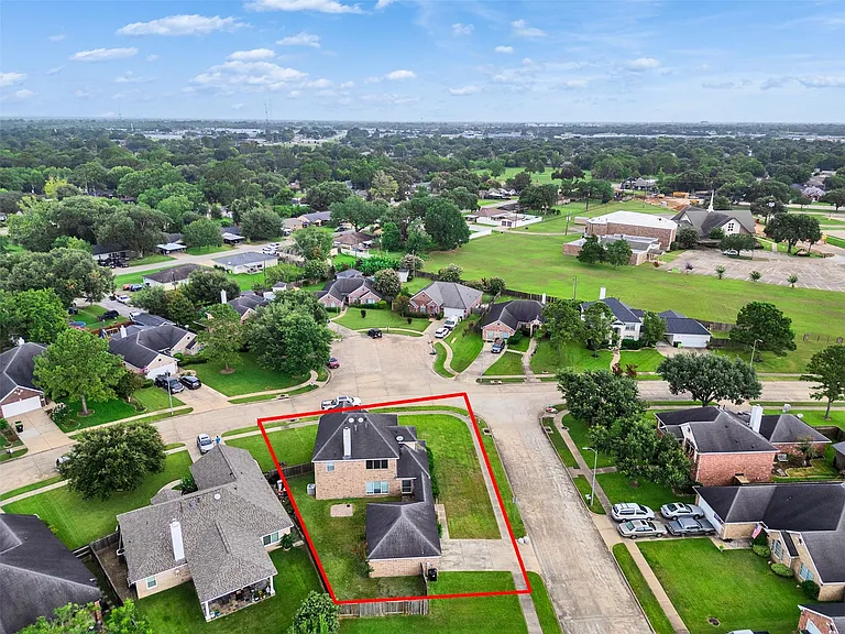 1803 Ripple Creek Dr — Photo 32