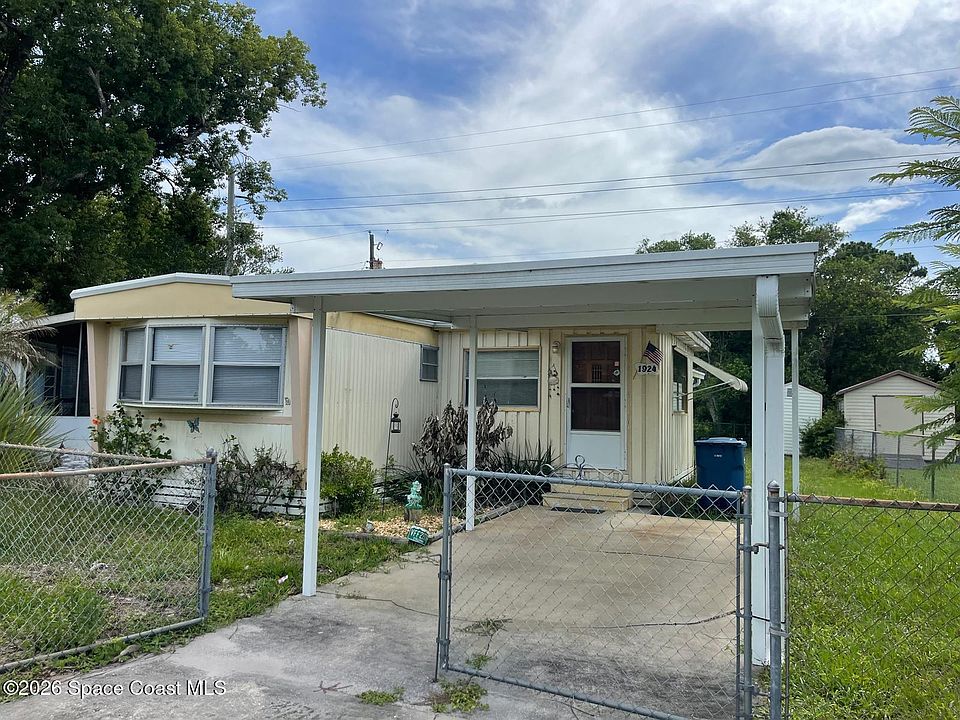1st image of 1924 Sunny Palm Dr