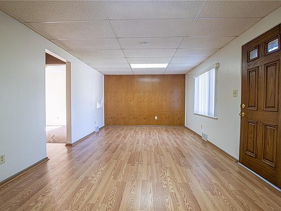 5th image of 155 Warden St