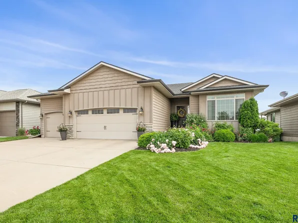 8216 W 51st St, Sioux Falls, SD 57106