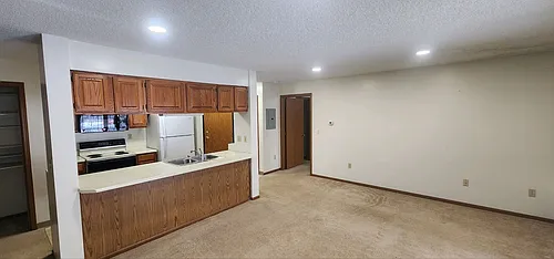 36 Plex - Village Green Apartments Photo 1
