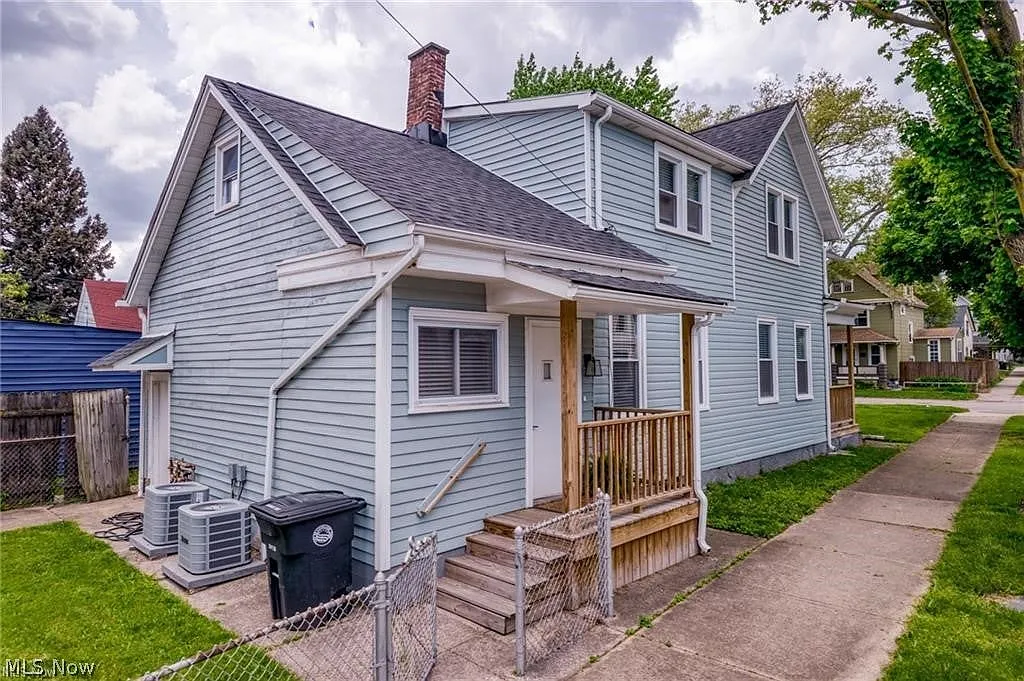 2 bed, 1000 sqft, $1,950 — Photo 3