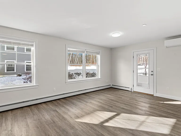 Apartments at Brunswick Landing — Photo 9