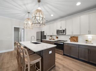 1720 Eastover Dr, Kernersville, NC 27284