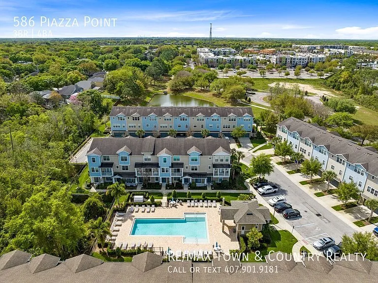 586 Piazza Point — Photo 30