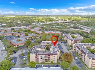 Prado Condo, Miami, FL 33176