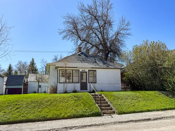 605 W Spring St, Lewistown, MT 59457