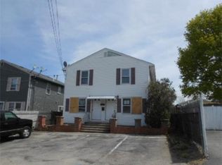 27 Lancashire St, Providence, RI 02908