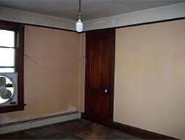 1st image of 21 Vernon Ave