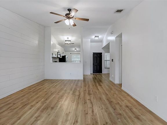 4th image of 1107 COVINGTON STREET