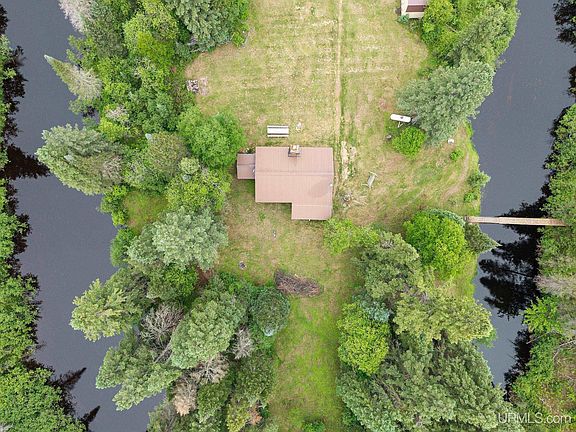 3rd image of 38140 County Road 581 Rd
