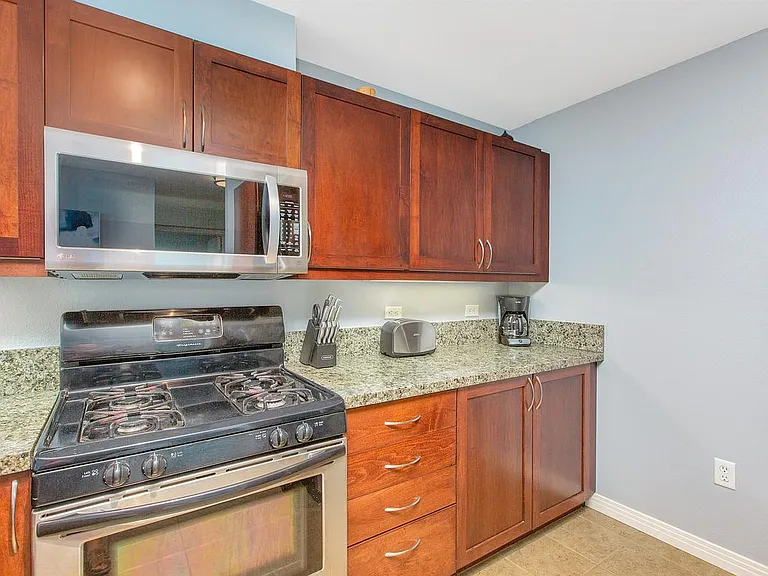 530 K St #814 — Photo 12