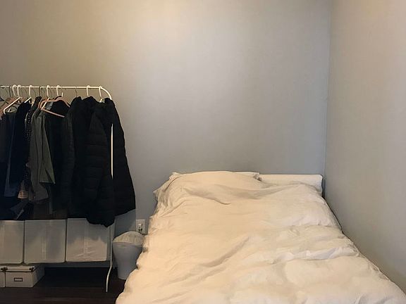 4th image of 108 Rogers Ave #3FF