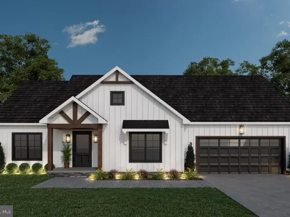 138 Center Rear St, Hanover, PA 17331