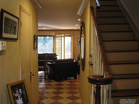 2nd image of 1930 Sunrise Hwy APT 4