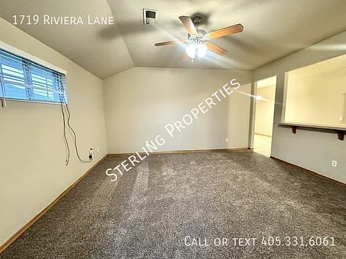 1719 Riviera Ln Photo 1