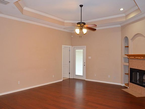 4th image of 2522 Windrose Dr
