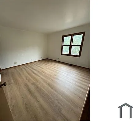 324 N Jackson St — Photo 7