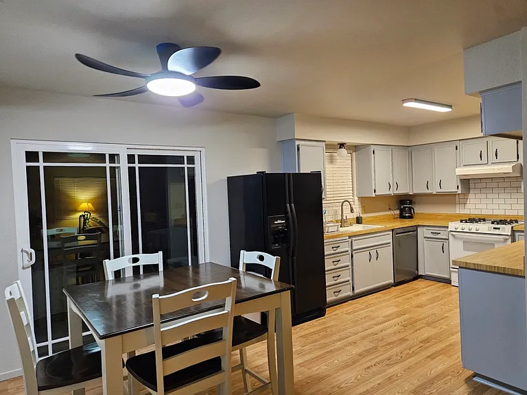 640 Forest Ave — Photo 22