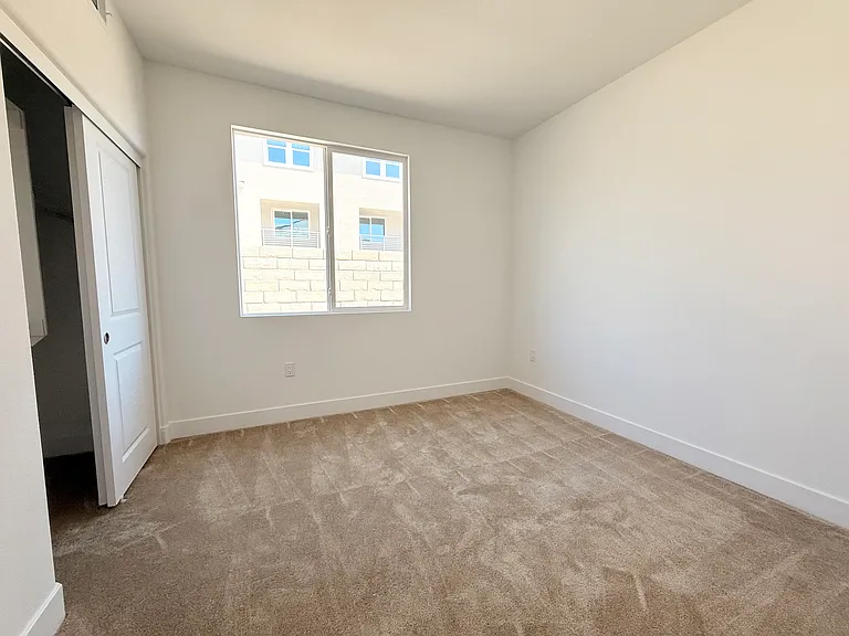 27399 Fox Den Pl — Photo 14