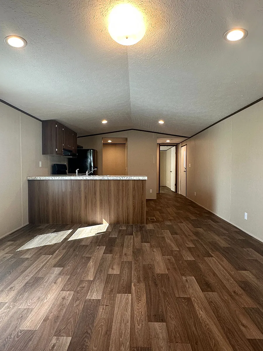 Building Photo - 19 Meadowlark Ln