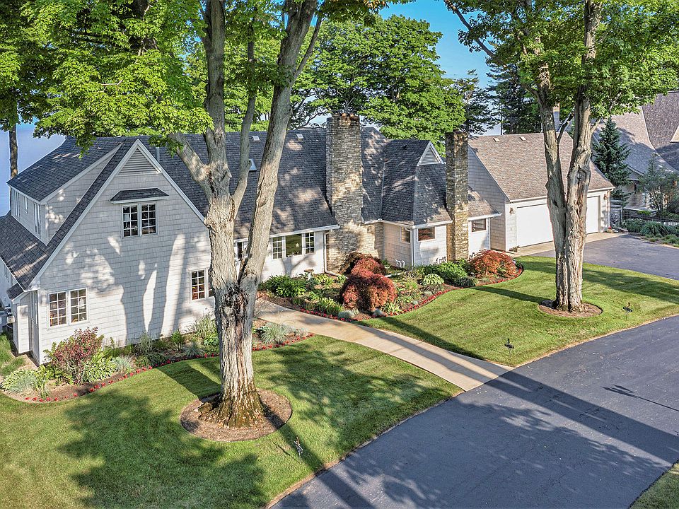 1st image of 11001 Lakeshore Dr