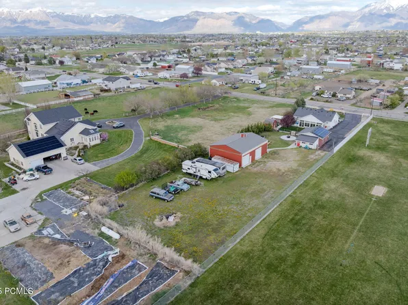 4577 S 4300th Ctr W, Ogden, UT 84401