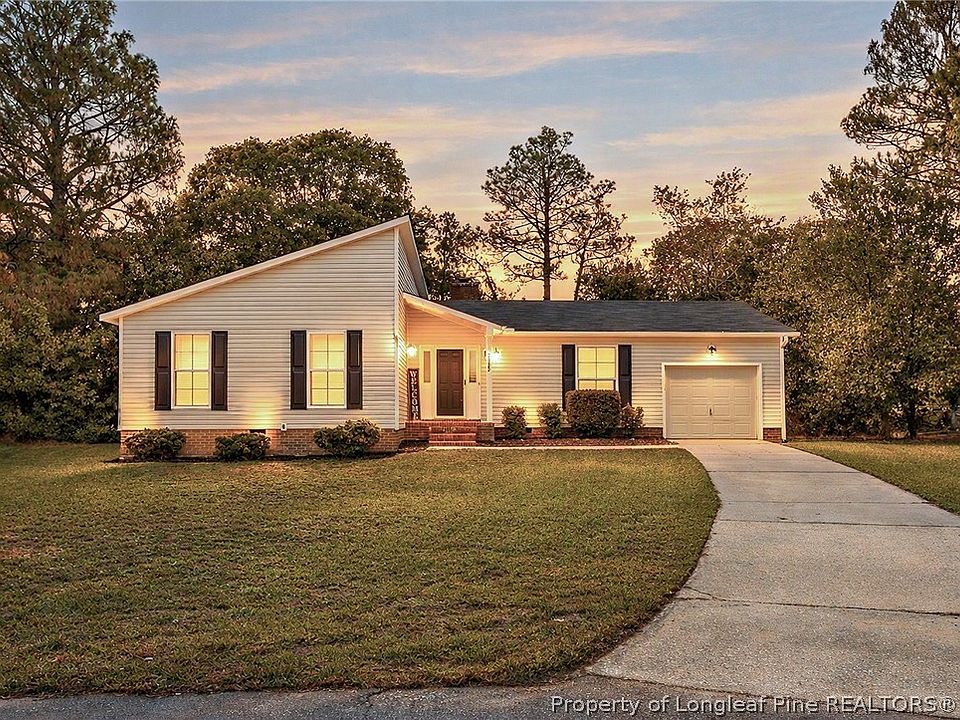 1st image of 2122 Birchcreft Dr