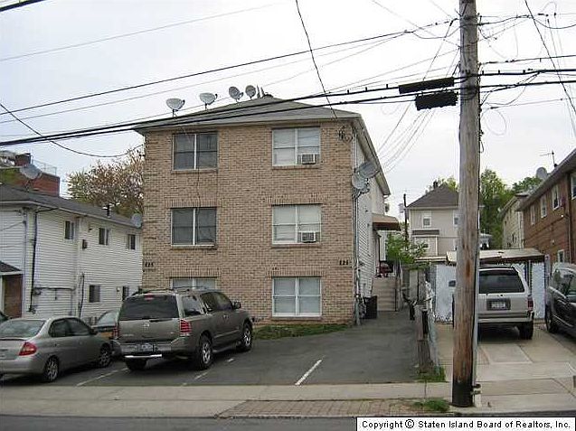 Building Photo 3