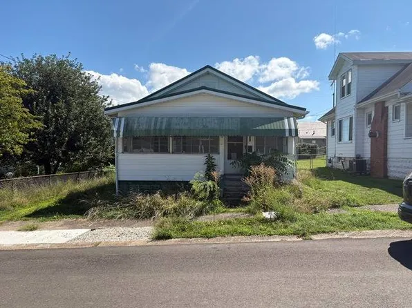 330 Bernard St, Huntington, WV 25704