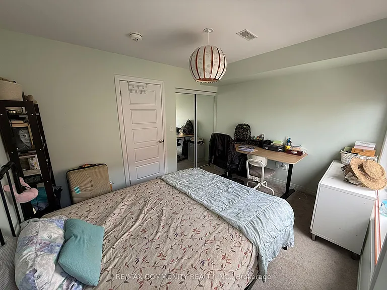 46 Sarah Jackson Cres — Photo 12