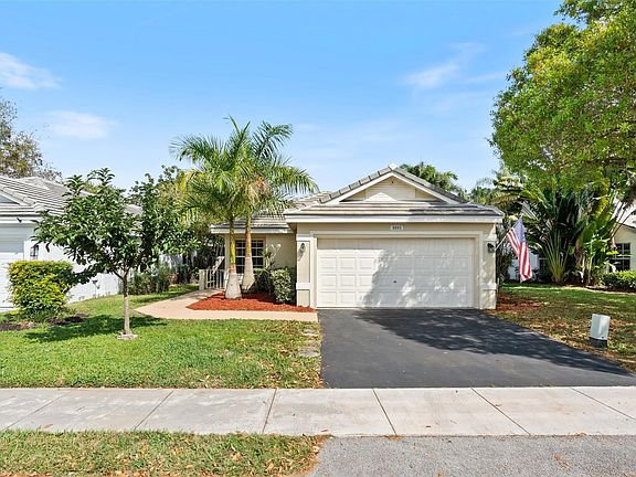 2nd image of 8895 Woodside Court