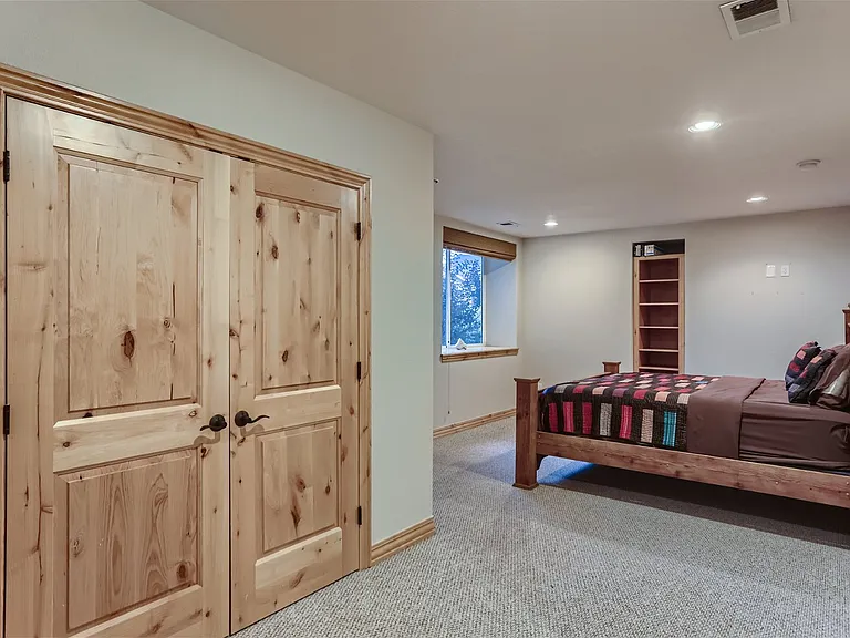 197 Meadow View Pkwy — Photo 21