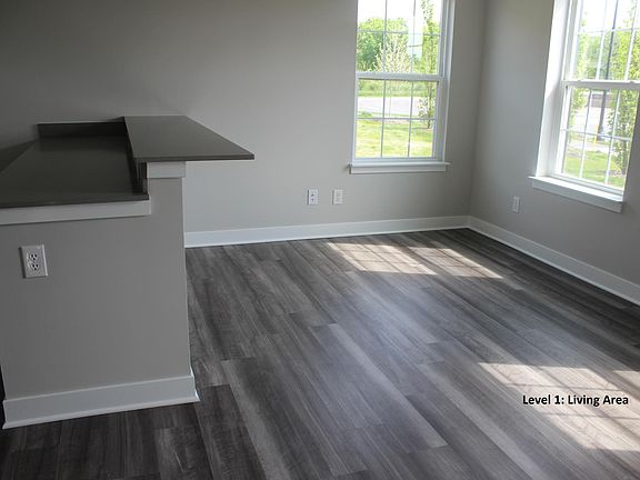 5th image of 9297 Barker St