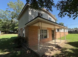 18714 S 525th Rd, Tahlequah, OK 74464