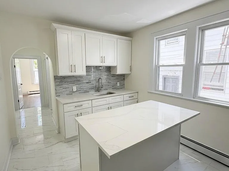 186 Isabella Ave #1 — Photo 14