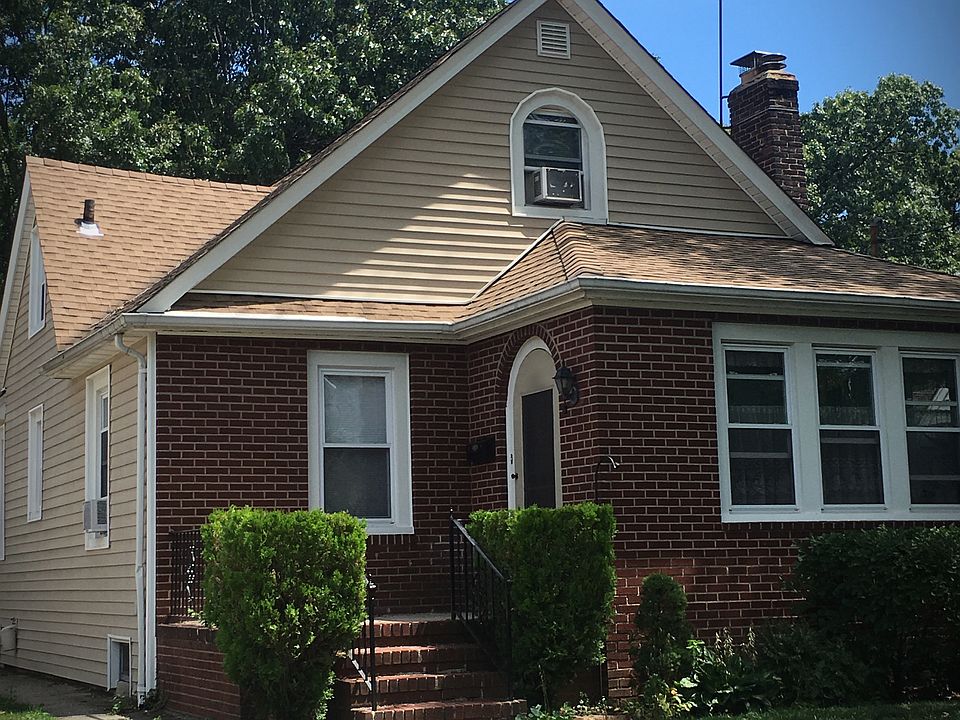 1st image of 224-16 127 Ave