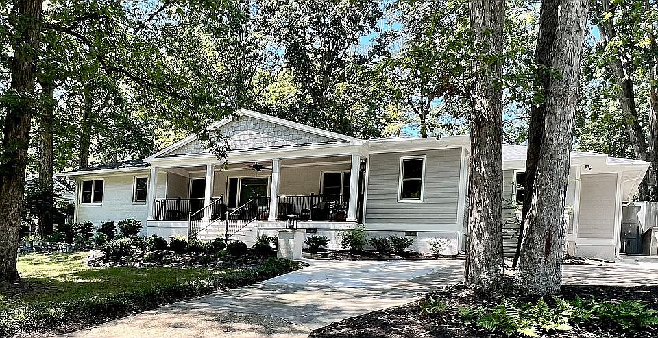 1st image of 1008 Sharon Ln