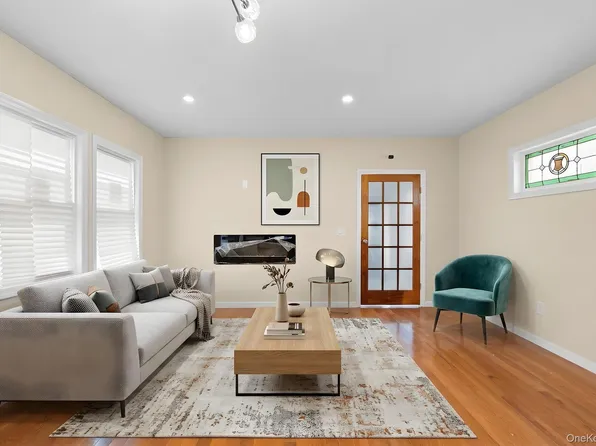 22531 106th Avenue, Queens Village, NY 11429