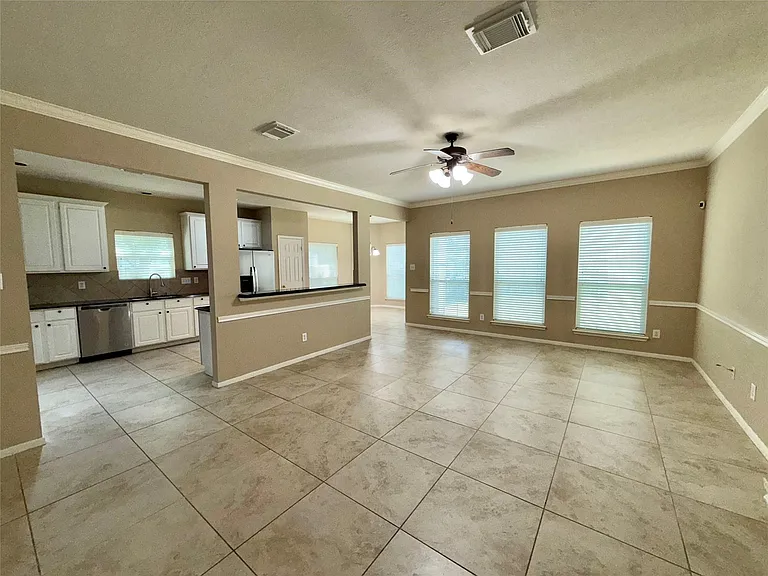 14009 Hollow Canyon Ln — Photo 5